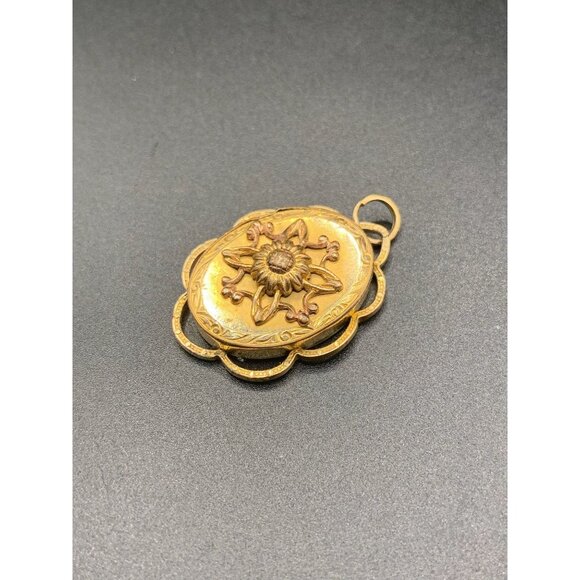 Vintage PR ST Co Gold Filled Locket Pendant Keepsake Ornate Front w Back Opening - Picture 3 of 7